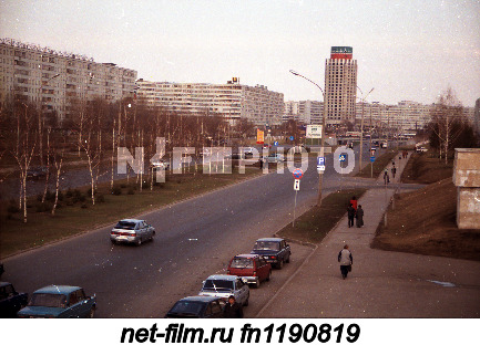 View of the street of the city of Naberezhnye Chelny.
