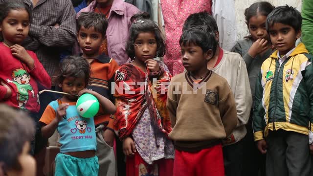 Индийские дети в квартале бедняков Дети, индийцы, трущобы