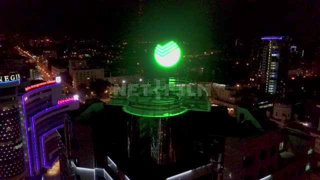 Ночной Екатеринбург с квадрокоптера. Высотное здание Сбербанка Ночной город.
Квадрокоптер.
Сбербанк.