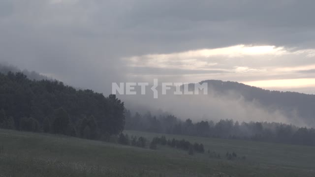 The mist descends on mountain valley.
Evening, night, mountain, forest, field, valley, meadow, sky,...