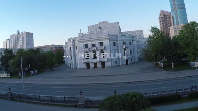 The camera moves past the monument to Sverdlov in the direction of oprey Theatre and...
