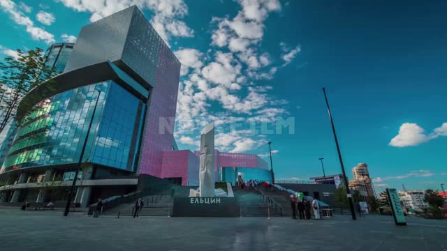 Business center "Yeltsin" in the city of Yekaterinburg. Timelapse
City
Russia
Yekaterinburg
Sky
The...