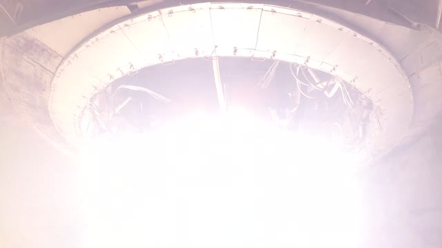 Запуск двигателей ракеты Союз ночью с космодрома Запуск
Ракета
Союз
Двигатели
Космос
Космодром
Огонь