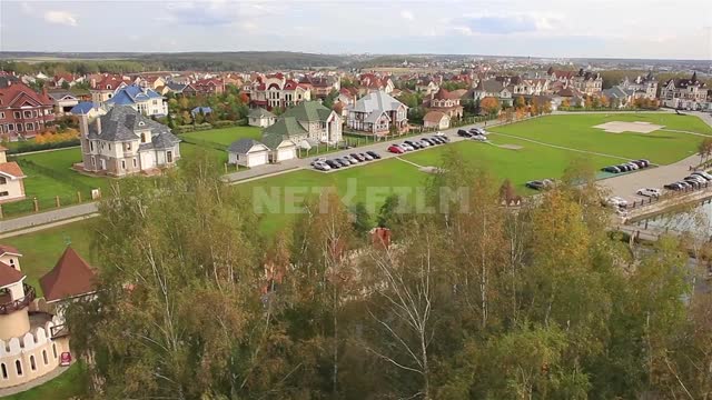 Cottage village, panoramas of land plots, general views Cottages, houses, roads, lawns, trees,...