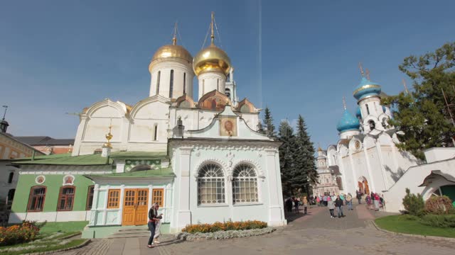 Trinity-Sergius Lavra, courtyard, Church of St. Nikon of Radonezh (south aisle of Holy Trinity...