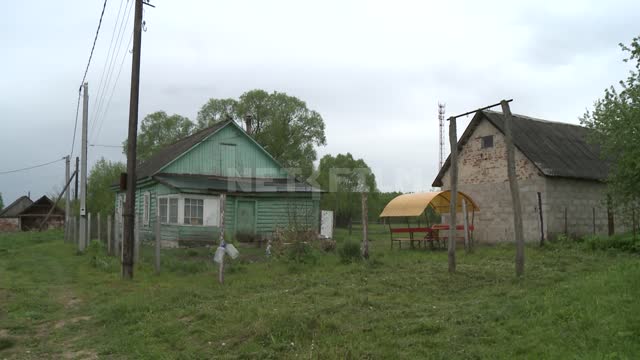 Деревенские дома в деревне Деревня, деревенский дома, лето