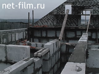 Footage New buildings of the collective farm "Avangard". (1990)