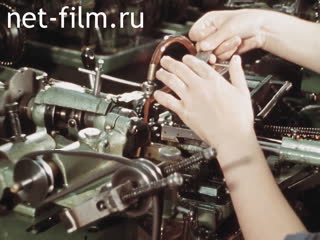 Footage Automatic shop, manufacturing of tools for dentistry, at the Kazan Medical and Instrumental Plant. (1990)
