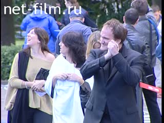 Footage Tarantino Quentin walks the "red carpet" of the film festival, MIFF XXVI. (2004)
