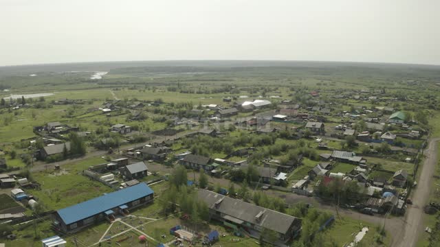 Панорама на поселок, дома (снято с верхней точки, с коптера). Поселок