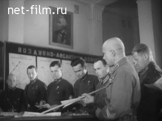 Фильм Под белыми куполами. (1942)