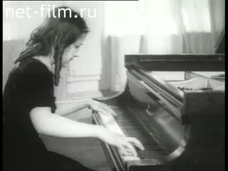 Footage Pianist T.Guseva. (1943 - 1945)