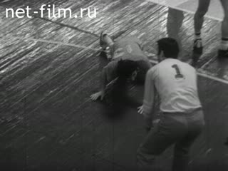Киножурнал Советский спорт 1977 № 12 Прелюдия. Первый шаг. Номер 13… Всегда на льду.
