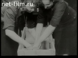 Footage Sending gifts to soldiers of "Blue Division". (1941 - 1943)