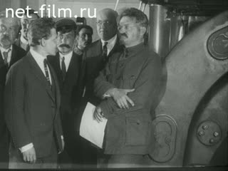 Footage Trotsky at the opening of the power plant. (1925)