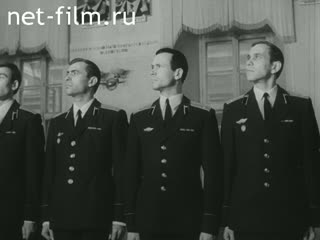 Newsreel Soviet Army 1974 № 23 The Academy of Armored Forces. Formidable weapon. They are divers.