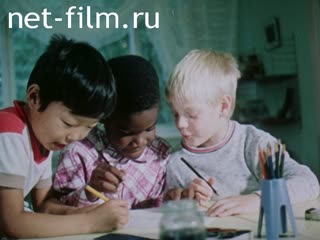 Киножурнал По СССР 1987 № 221 Маленькие граждане большого мира.