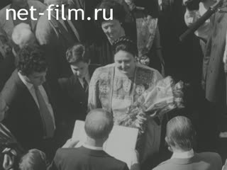 Footage A trip along the Volga descendants of the Romanov family. (1993)