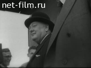 Footage Arrival W. Churchill and Harriman A. Moscow. (1942)