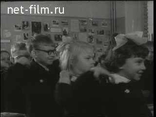 Киножурнал Советский спорт 1967 № 2 Они учатся в Хаапсалу. По лыжне ветеранов. Спортивная семья. На старте легкоатлеты.