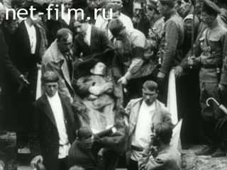 Footage Funerals of the victims of the counter-revolutionary insurgency in Saratov. (1918)