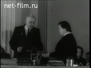 Киножурнал Новости дня / хроника наших дней 1954 № 33