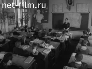 Newsreel Lower Povolzhie 1962 № 20 Glory be to you, Pioneer!