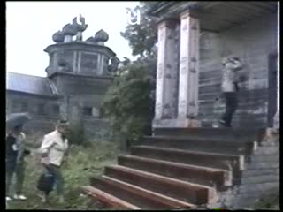 Footage Temples of the village of Ledyany in Kargopol, Arkhangelsk region. (2004)