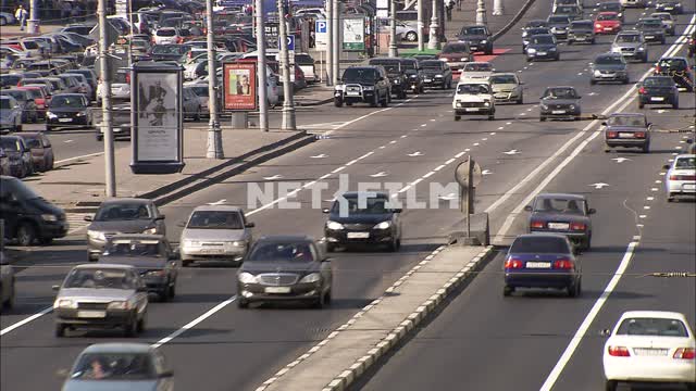 Traffic in the city Plug
Traffic flow
Road
Cars
Summer
Moscow
Bright day