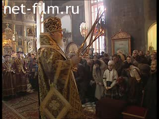 Footage The Ark with the Honest Head of Alexy the Person of God in Moscow. (2005)