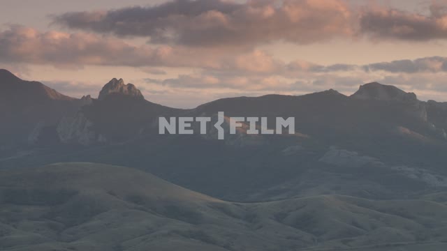 Панорама гор на закате Коктебель, горы, облака, вечер, холмы, природа, закат, закатное небо